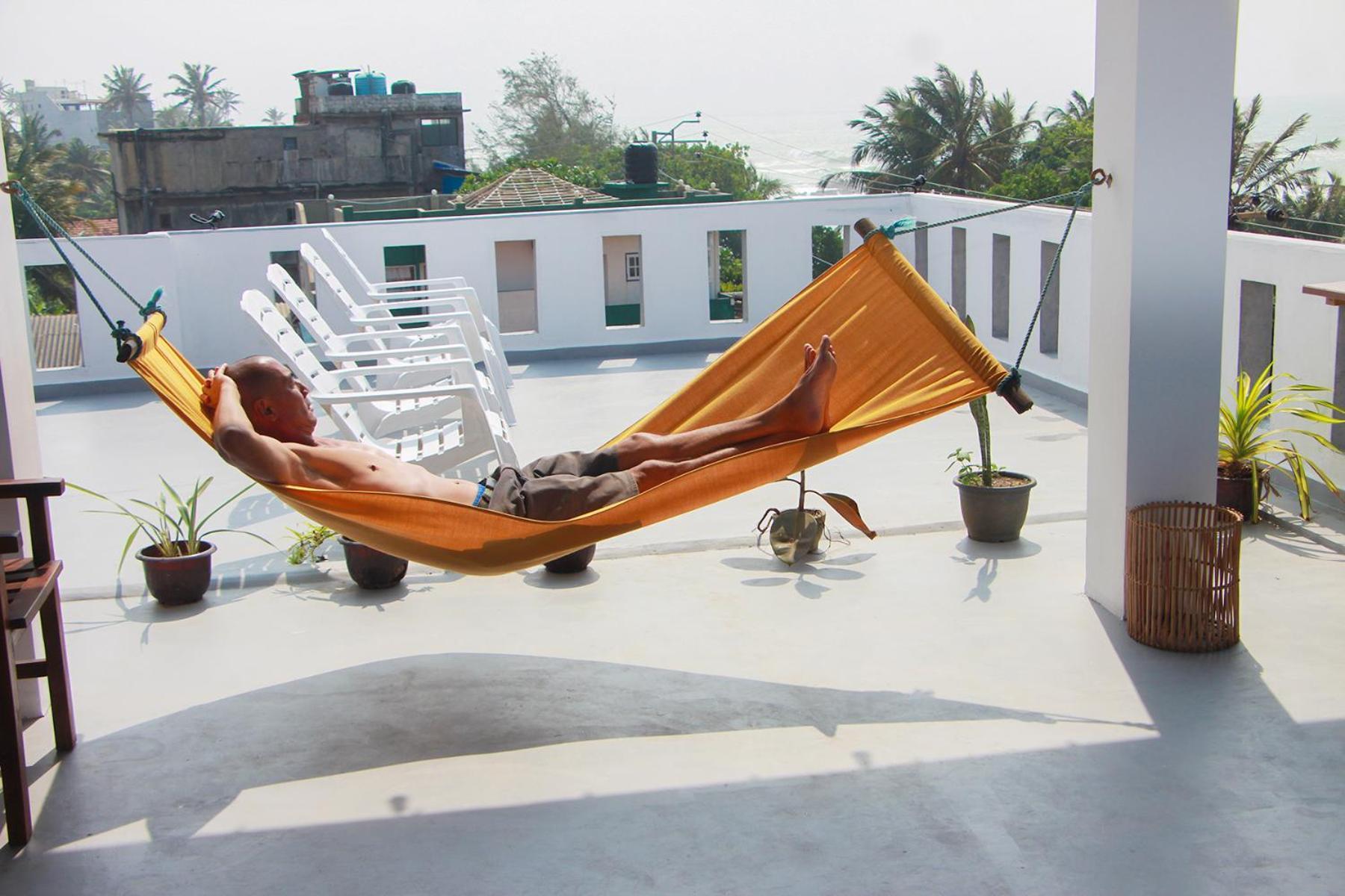 Shehara Sun Surf Lodge Midigama Timur Bagian luar foto